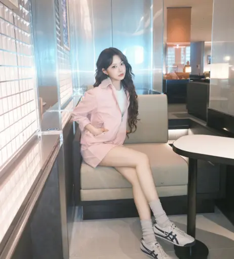 Image 23553009 from Hong Eunchae 홍은채 | LESSERAFIM