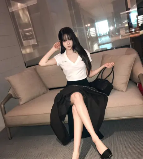 Image 23553049 from Hong Eunchae 홍은채 | LESSERAFIM