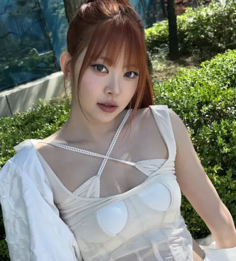 Image 23553213 from Hong Eunchae 홍은채 | LESSERAFIM
