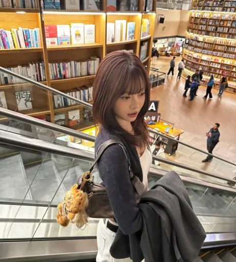 Image 23552998 from Hong Eunchae 홍은채 | LESSERAFIM