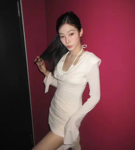Image 23552679 from Kazuha Nakamura 中村 一葉 | LESSERAFIM