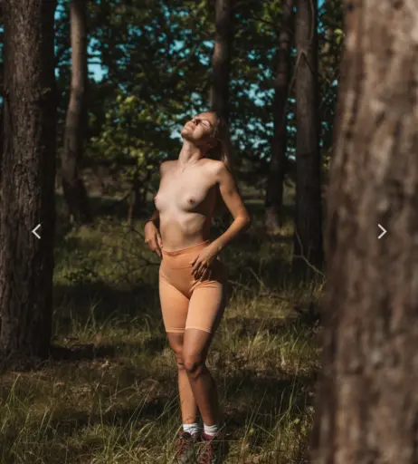 Image 2356066 from mspeachysophie