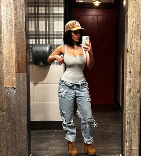 Image 23577529 from Aaliyeezy