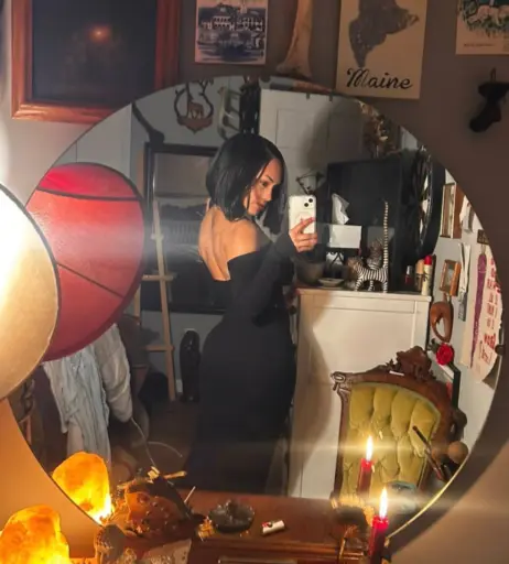 Image 23577544 from Aaliyeezy