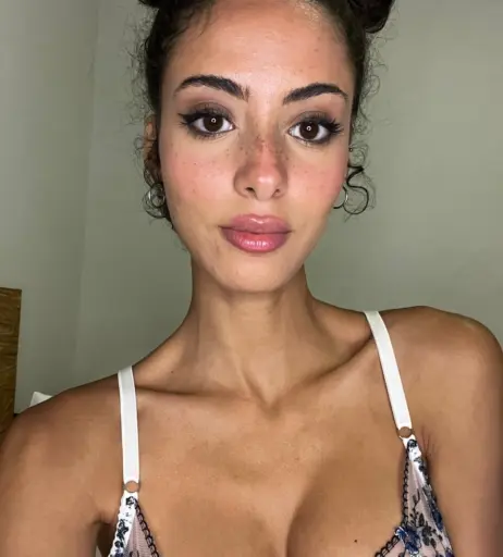 Image 2352360 from Rita Faez