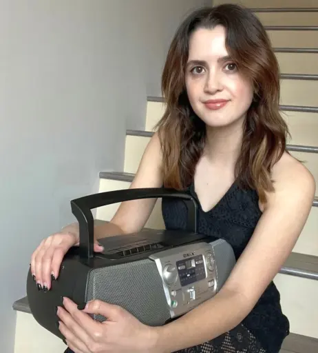 Image 23596203 from Laura Marano