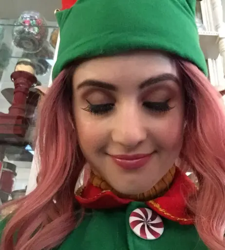 Image 23596200 from Laura Marano