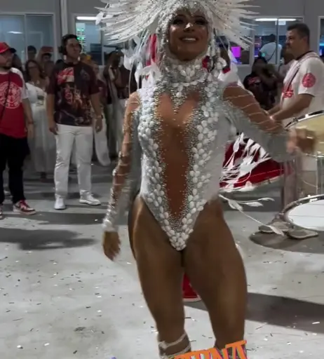Image 23593816 from Viviane Araujo