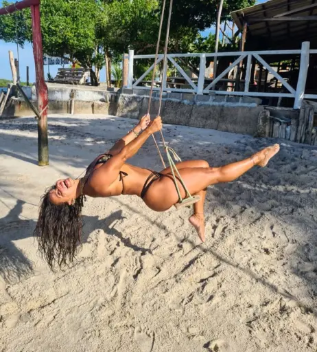 Image 23593430 from Viviane Araujo