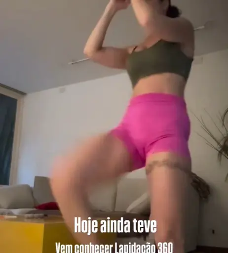 Image 23592611 from Samara Felippo