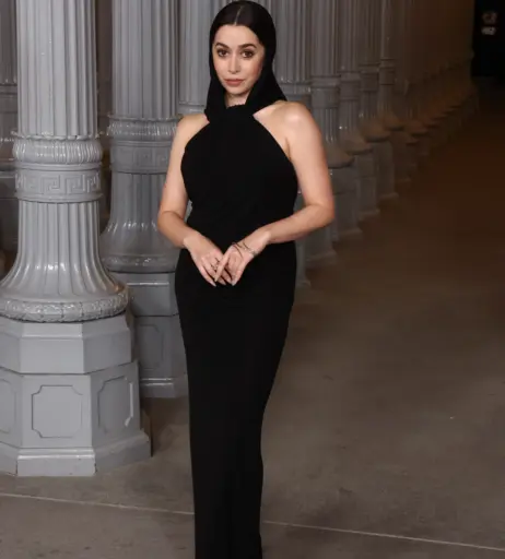 Image 23463744 from Cristin Milioti