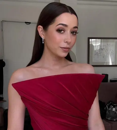 Image 23463692 from Cristin Milioti