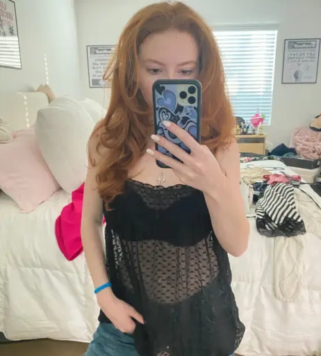 Image 23474594 from Francesca Capaldi (18)
