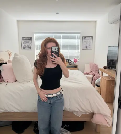 Image 23474587 from Francesca Capaldi (18)