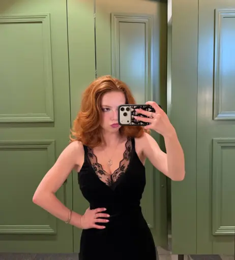 Image 23474485 from Francesca Capaldi (18)