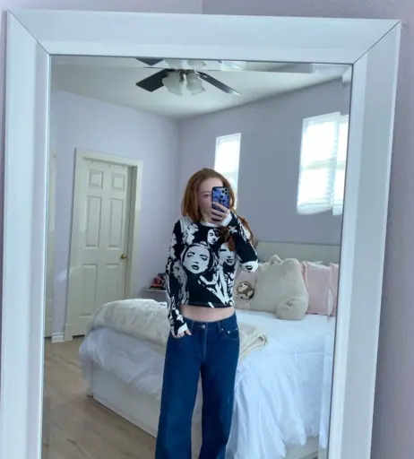 Image 23474428 from Francesca Capaldi (18)