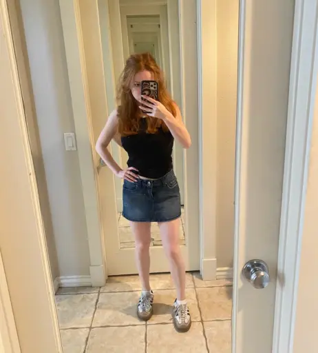 Image 23474624 from Francesca Capaldi (18)