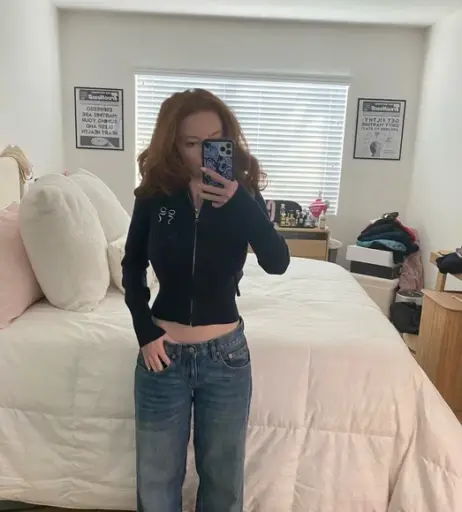 Image 23474316 from Francesca Capaldi (18)