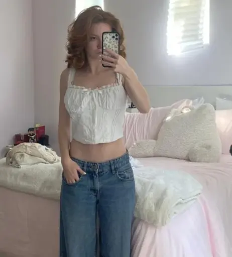 Image 23474331 from Francesca Capaldi (18)