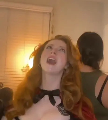 Image 23474359 from Francesca Capaldi (18)