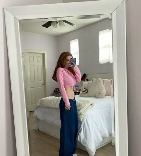 Image 23474378 from Francesca Capaldi (18)