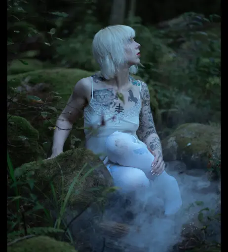 Image 23477547 from Women of Metal