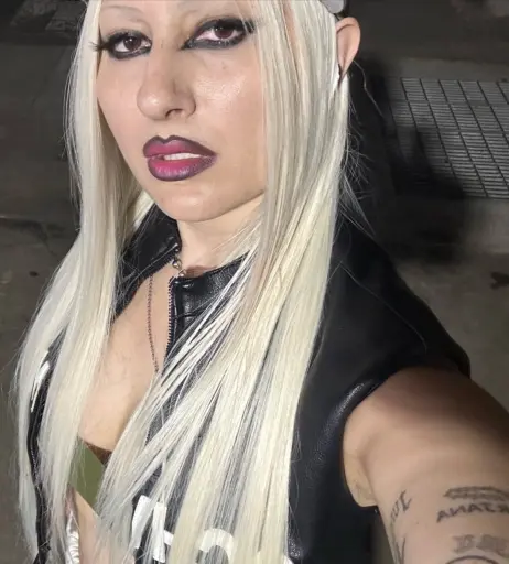 Image 23477193 from Women of Metal