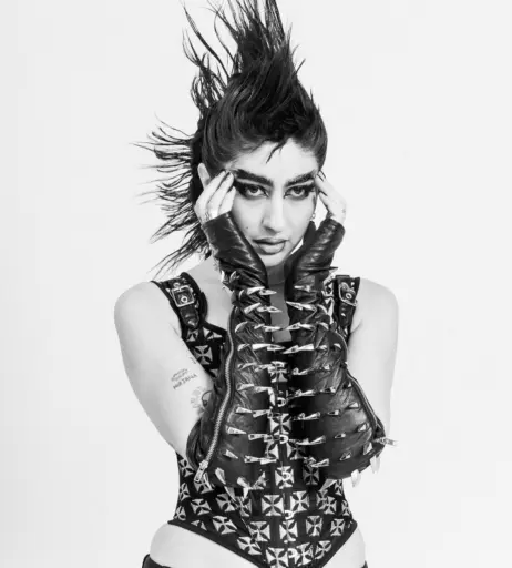 Image 23477184 from Women of Metal