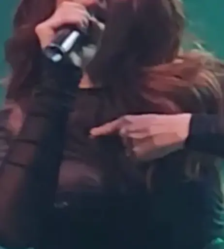 Image 23477000 from Women of Metal