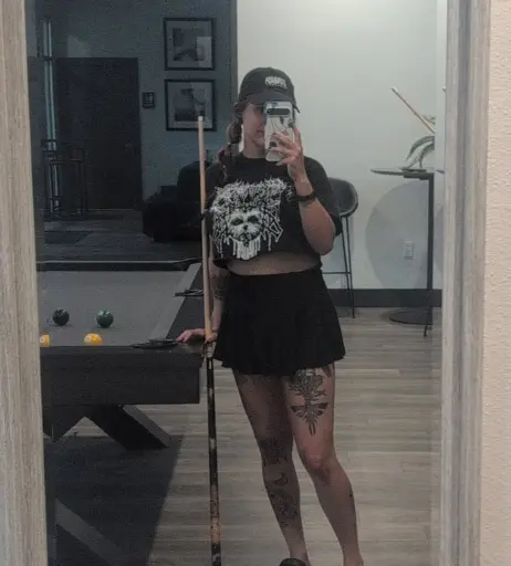Image 23477324 from Women of Metal