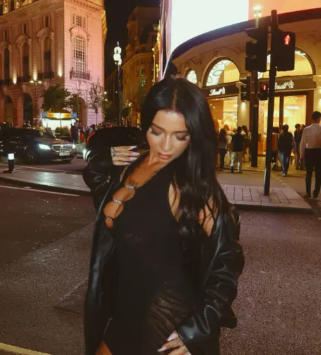 Image 23470901 from Danielle Cohn