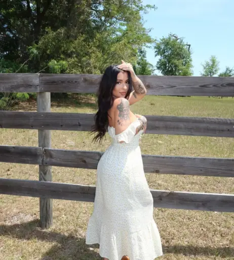Image 23470805 from Danielle Cohn