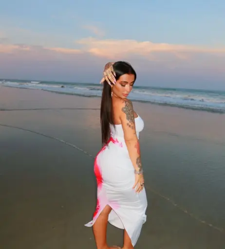 Image 23470837 from Danielle Cohn