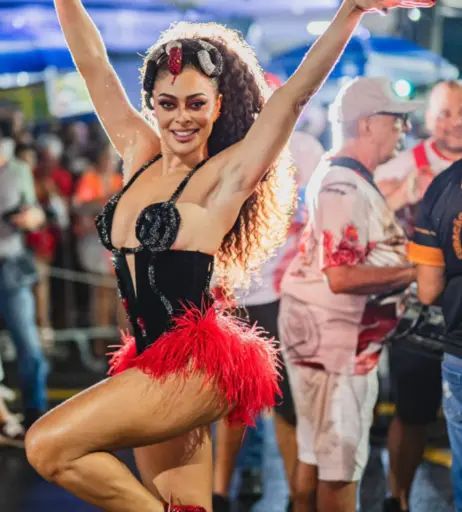 Image 23448118 from Juliana Paes