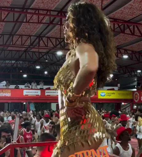 Image 23448091 from Juliana Paes
