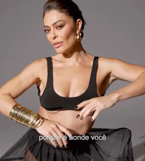 Image 23448083 from Juliana Paes
