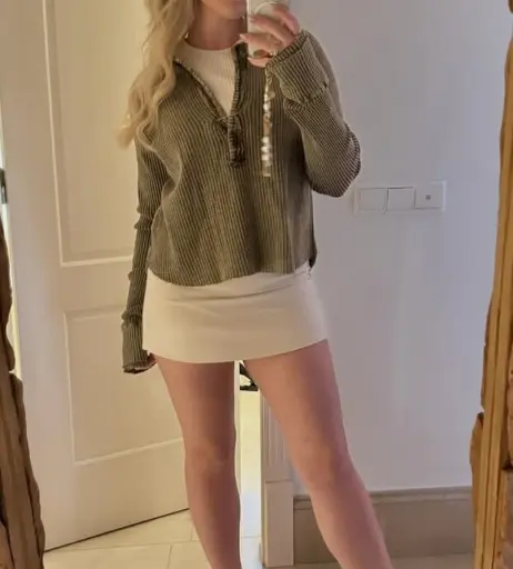 Image 23443567 from Perrie Edwards