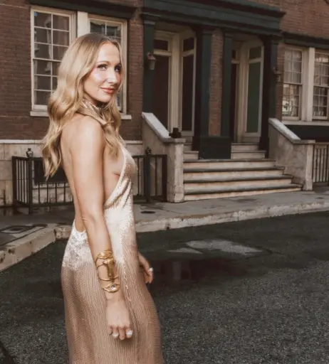 Image 23443238 from Nikki Glaser