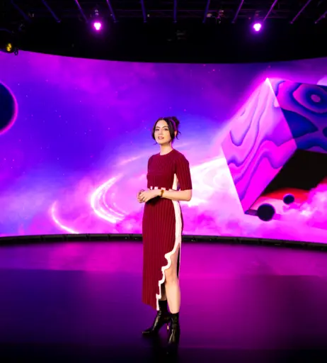 Image 23415890 from Jane Douglas - OutsideXbox