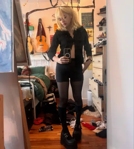 Image 23414820 from wormsheriff / Olivia O