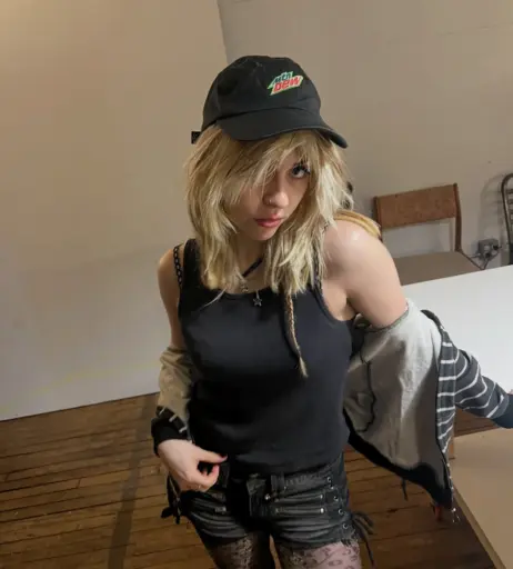 Image 23414842 from wormsheriff / Olivia O