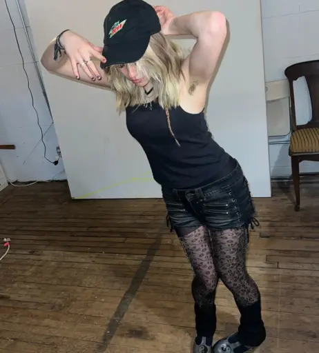 Image 23414846 from wormsheriff / Olivia O
