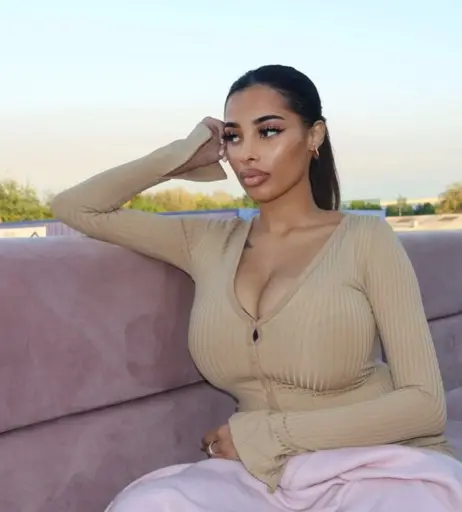 Image 23414447 from Kadelle Samuals, @kadellesamuals_ busty instagram model