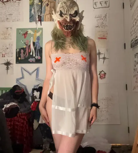 Image 23414781 from wormsheriff / Olivia O