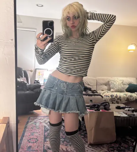 Image 23414765 from wormsheriff / Olivia O