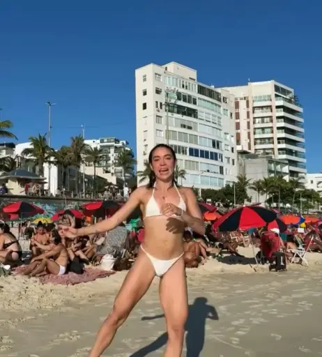 Image 23421283 from Valentina Bandeira