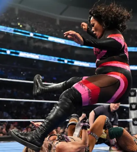 Image 23487575 from Nia Jax/Lina Fanene