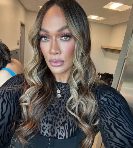 Image 23487443 from Nia Jax/Lina Fanene