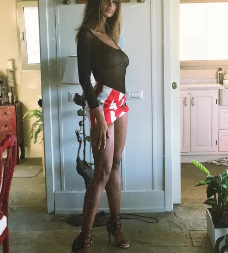 Image 23354268 from Madalina Diana Ghenea