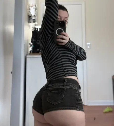 Image 23360713 from Avaclairexx